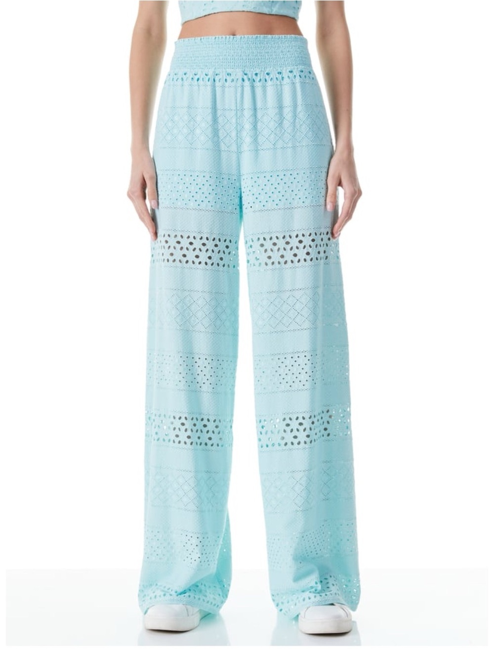 Alice + Olivia Russell High Waisted Eyelet Pant in Powder Blue Small - Picture 4 of 13